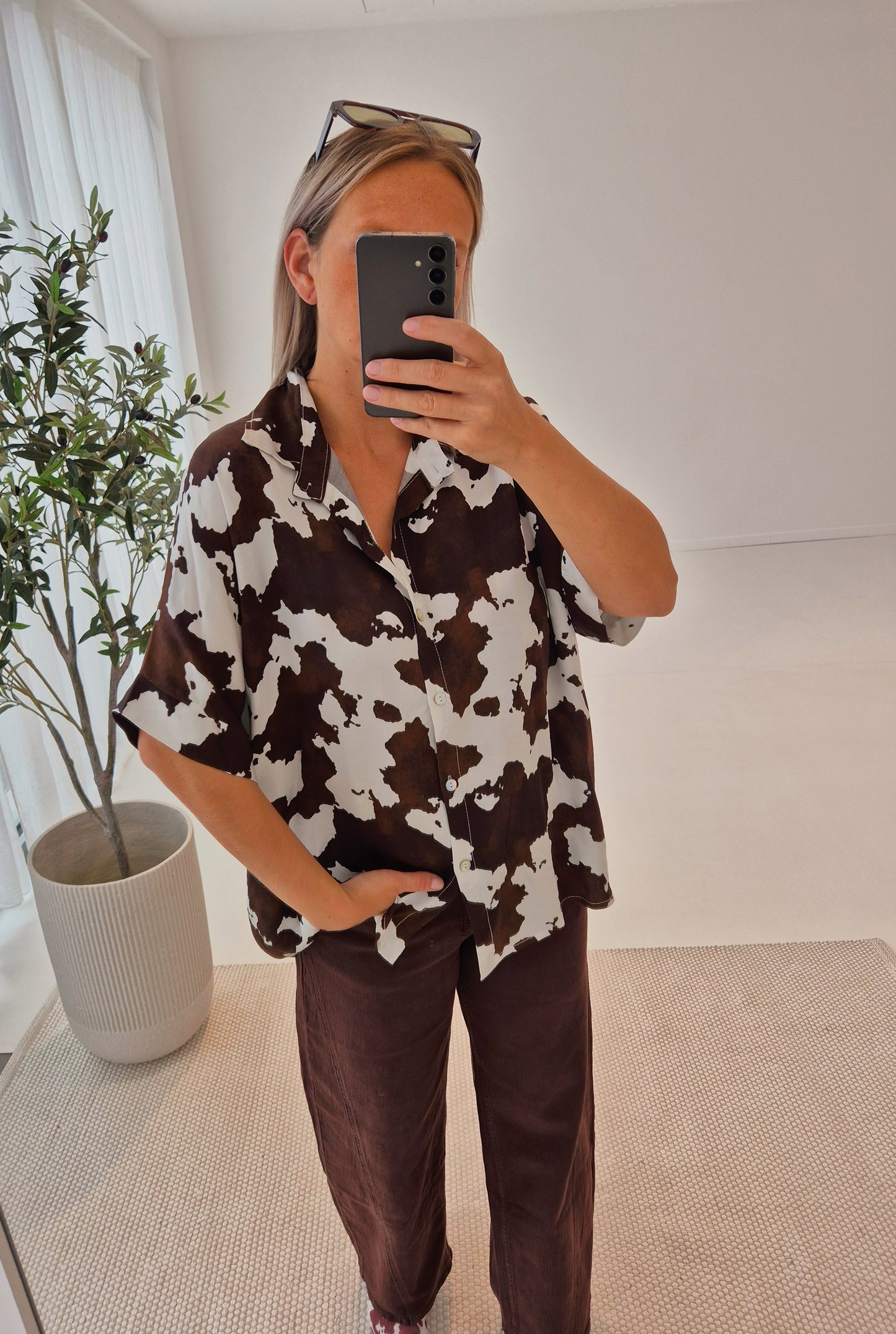 - Western Short Sleeve Blouse