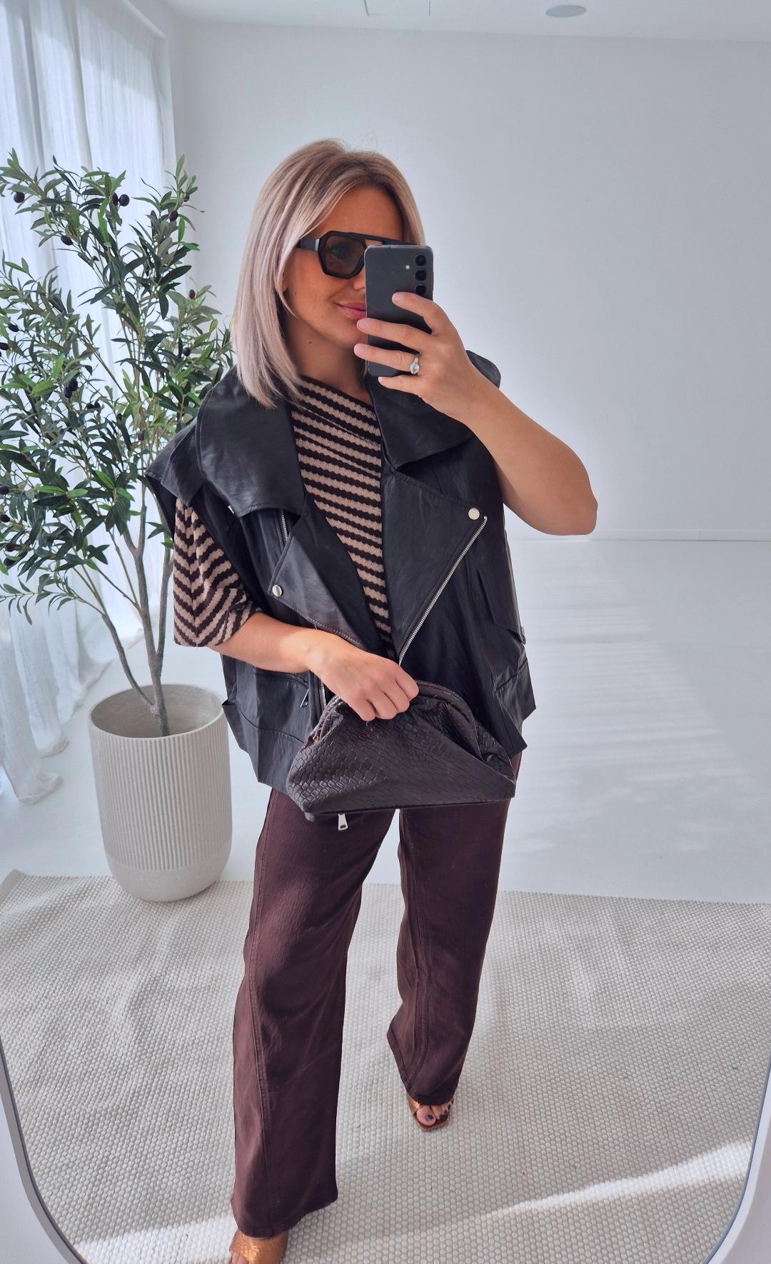 - Dark Chocolaté Vest