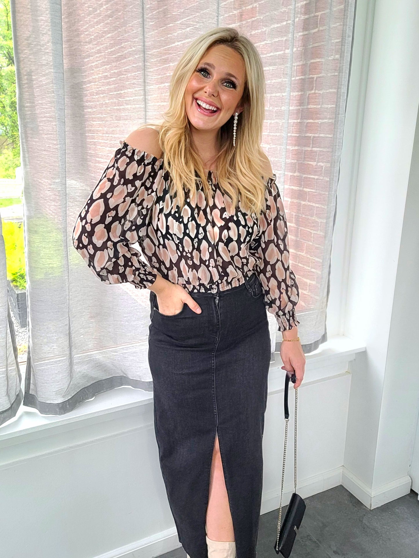 - Mex Black Skirt
