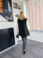 - Sleevles Teddy Coat Black