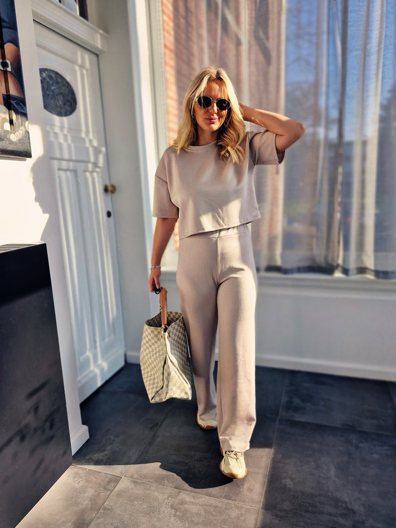 - Sybén Beige Set