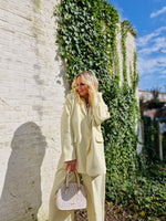 - Sfé Light Yellow Set