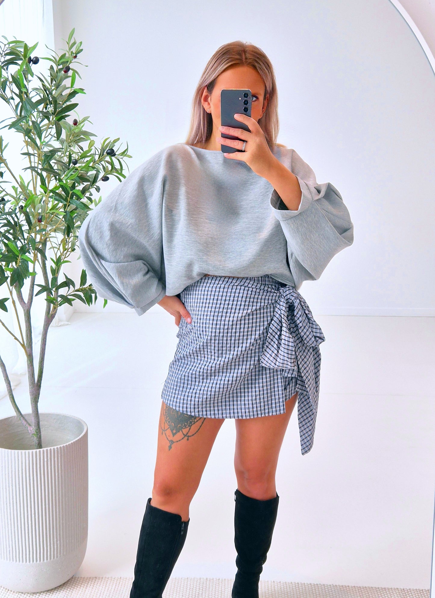 - Noxx Gray Sweatshirt