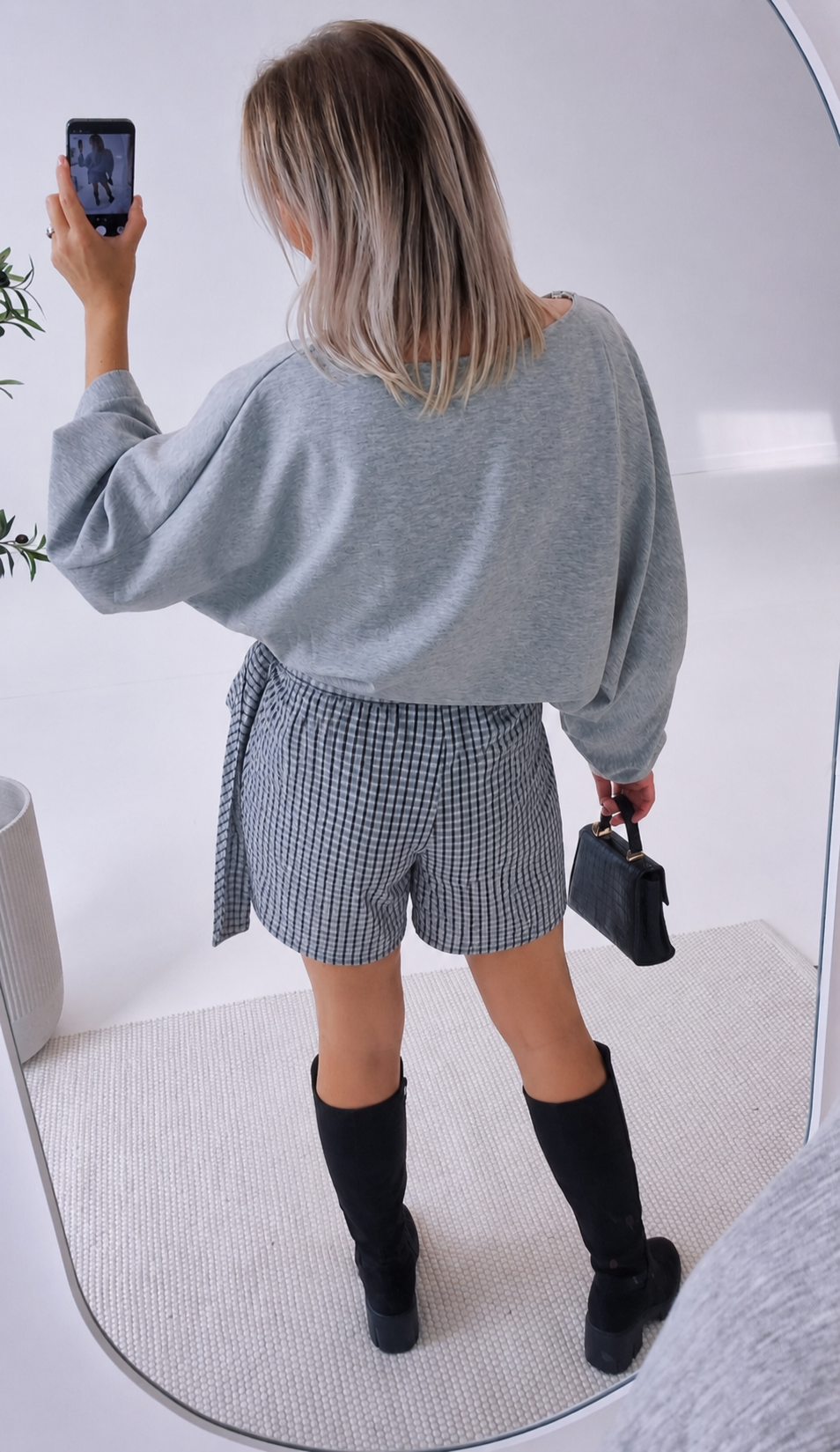 - Noxx Gray Sweatshirt