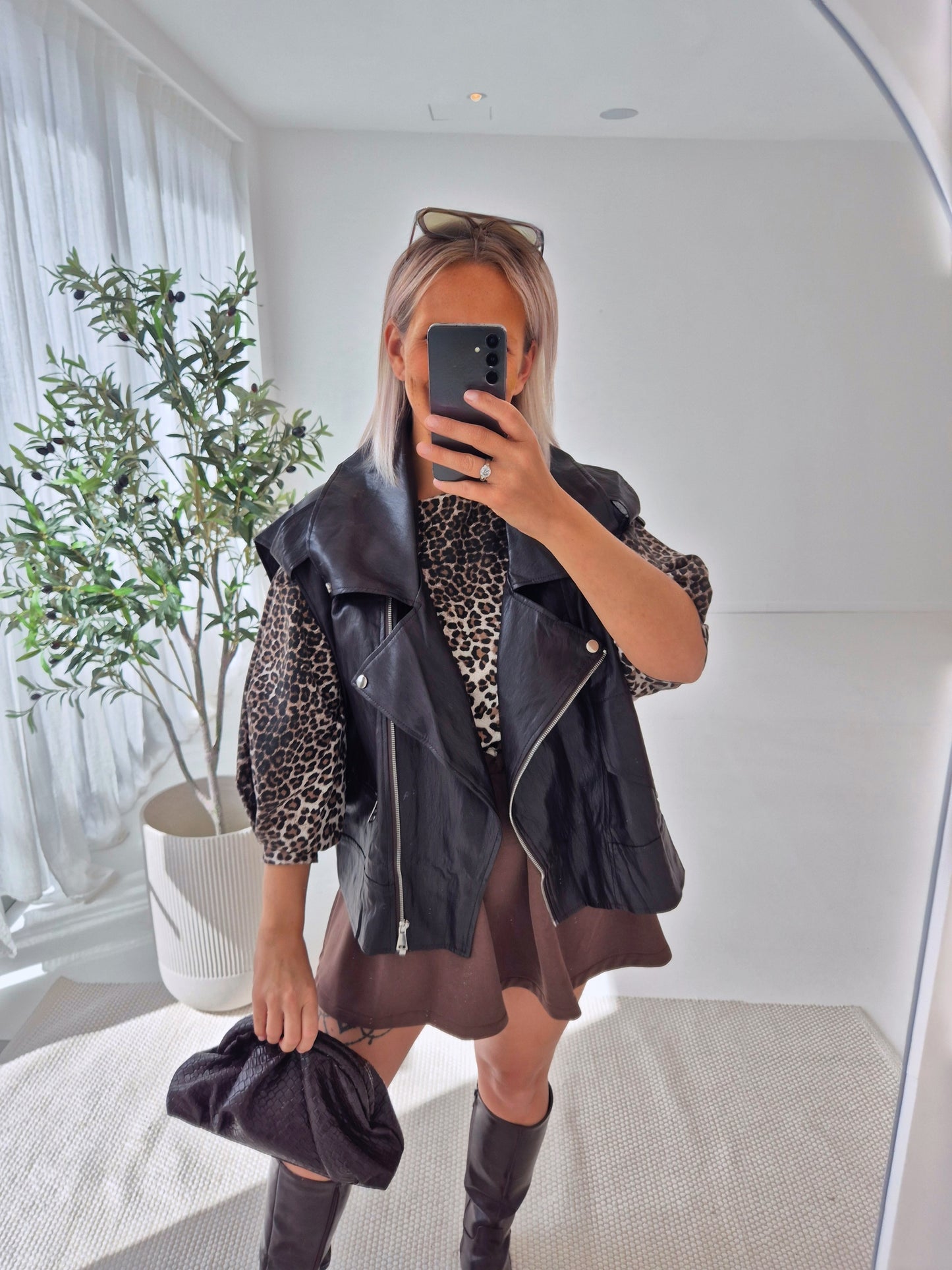 - Manon Leopard Sweatshirt