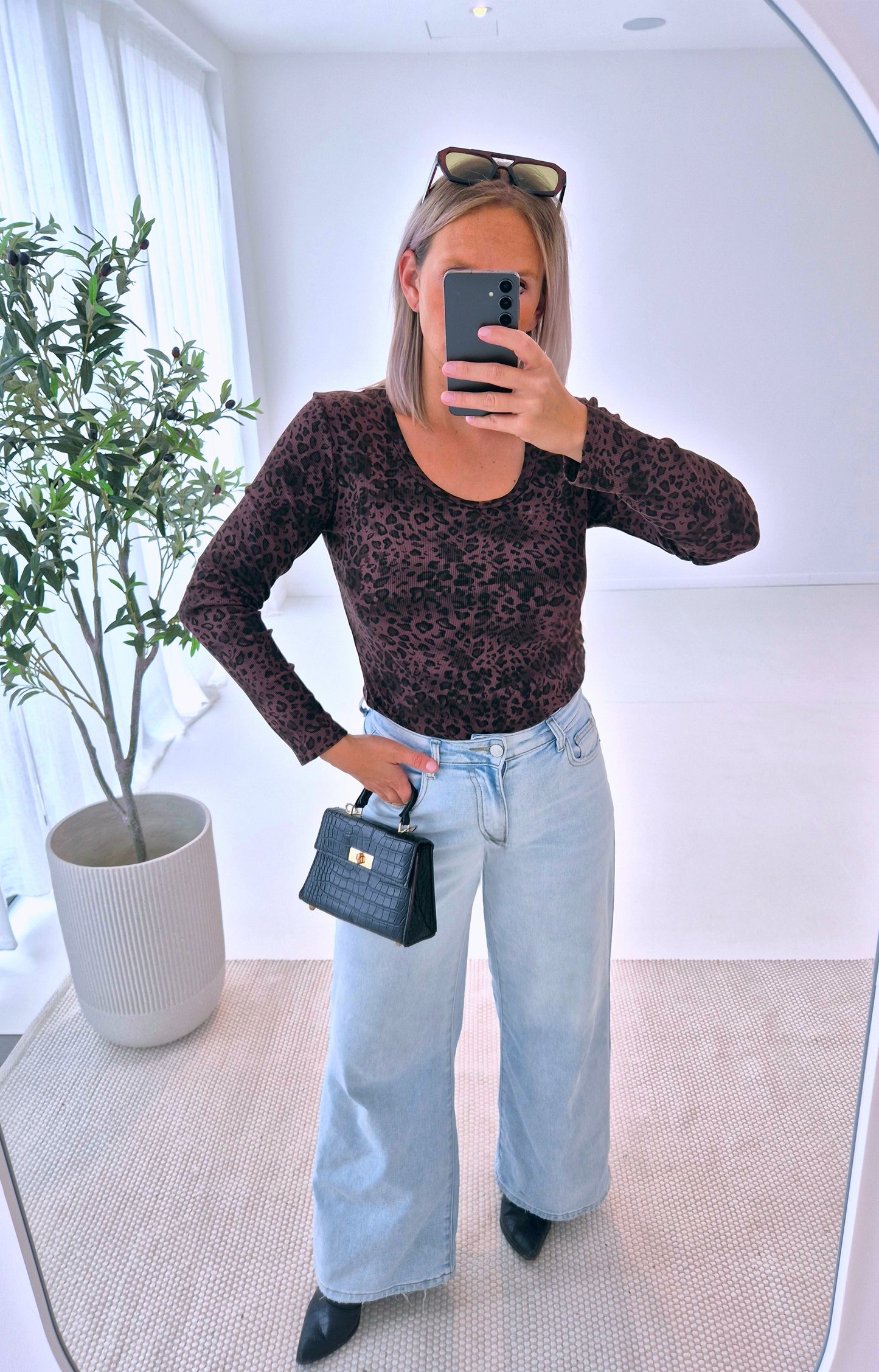 - Leopard Long Sleeve T-shirt