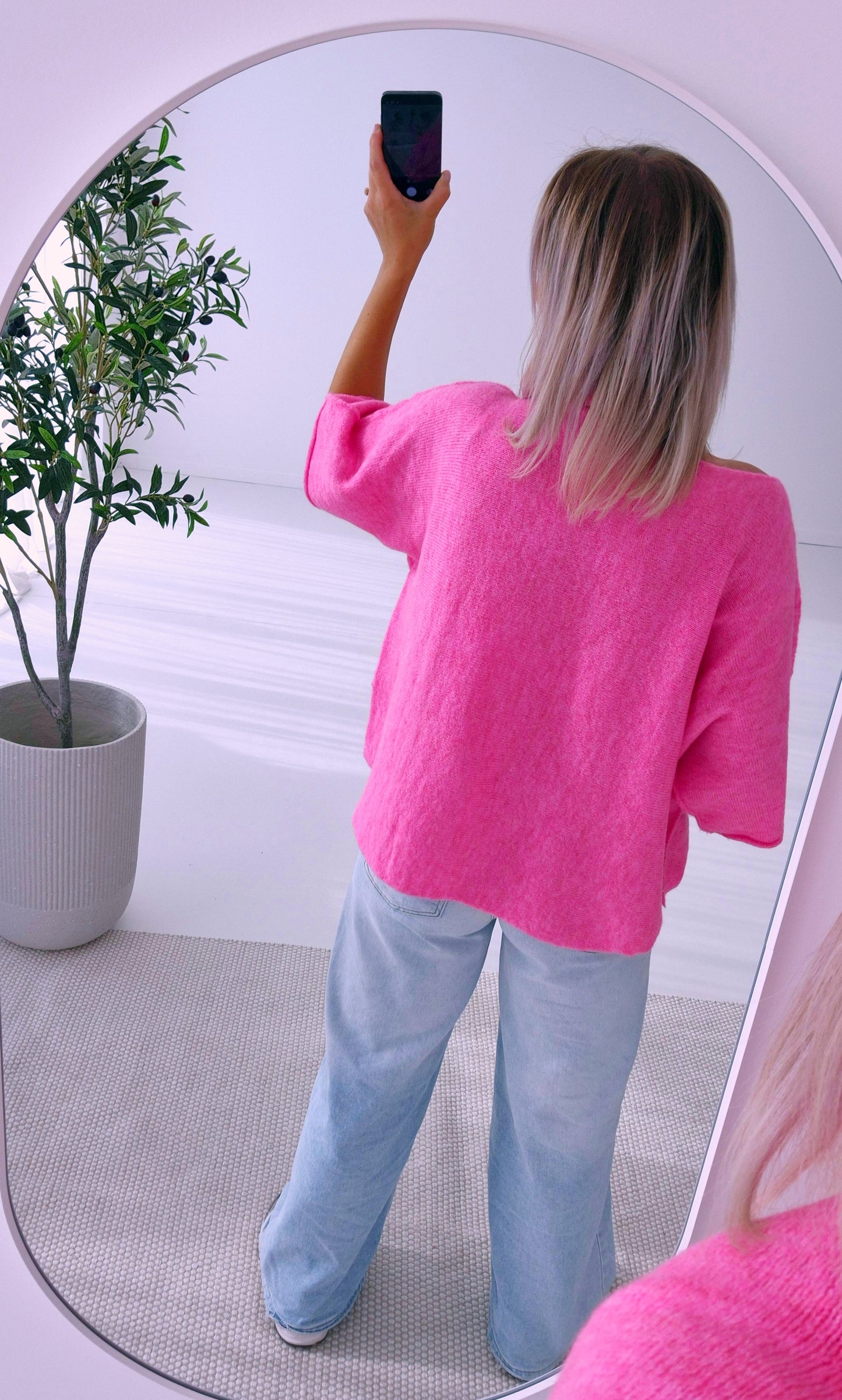 - Joellë Sleeve Warm Top