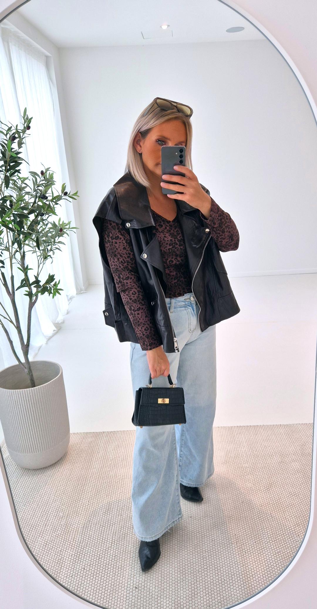 - Dark Chocolaté Vest