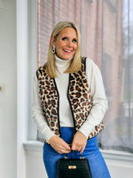 - Leopard Gilet