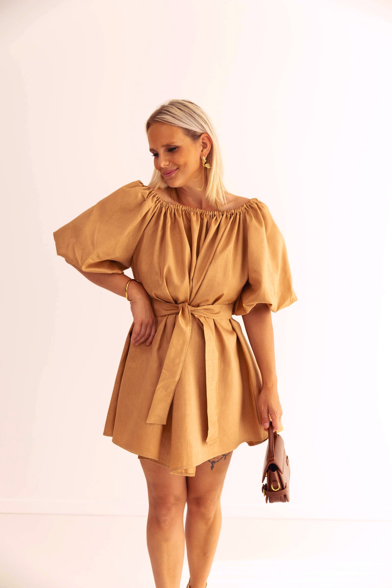 - Béllen Camel Dress