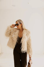 - Douce Fourrure Fur Coat