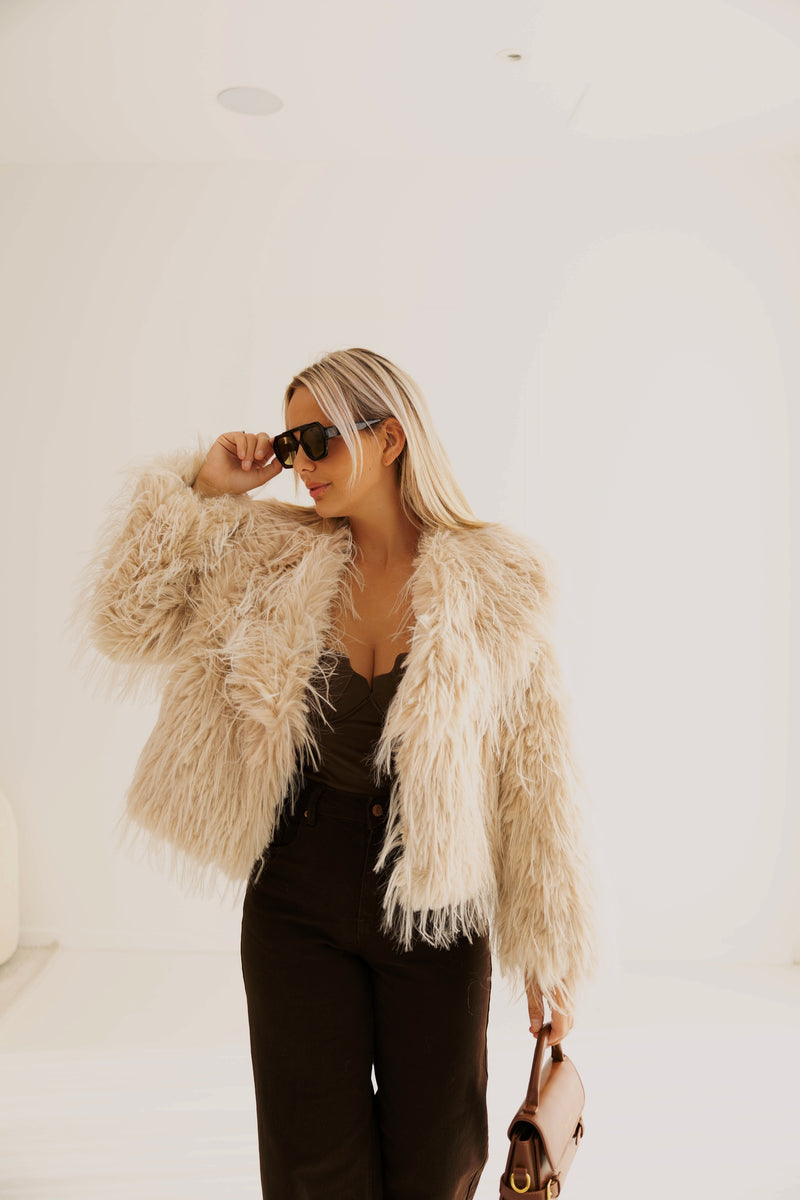 - Douce Fourrure Fur Coat