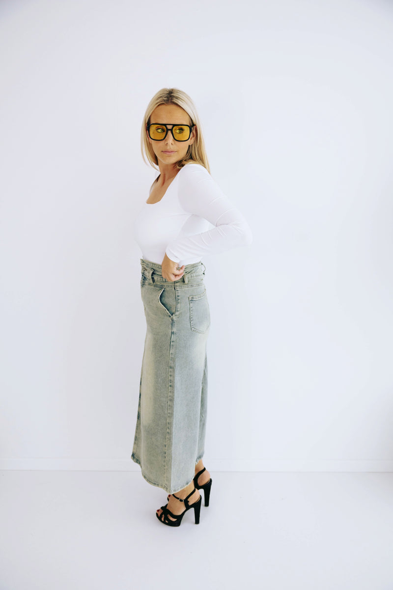 - Fabrizio Skirt