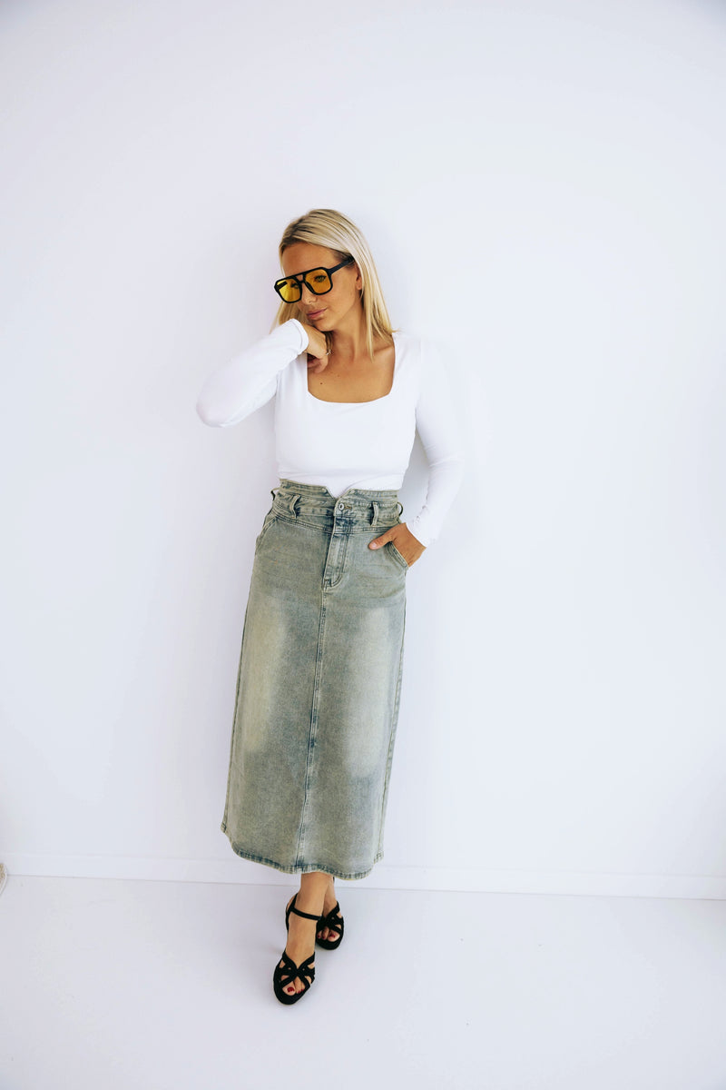 - Fabrizio Skirt