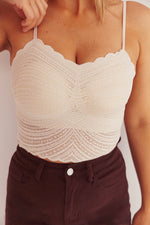 - Divina Top