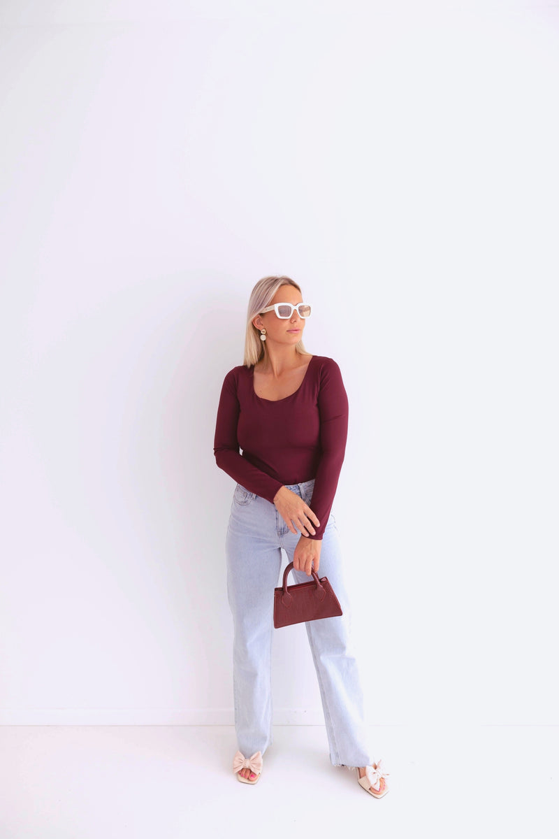 - Loöla Burgundy Top