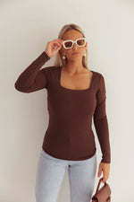 - Loöla Coffee Top